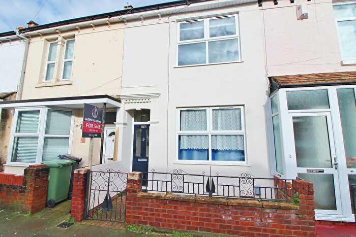 3 Bedroom Terraced House For Sale In Portchester Road, North End, PO2