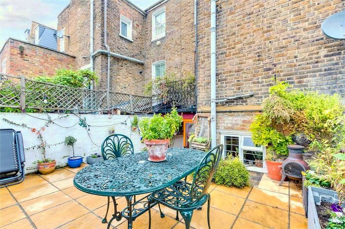 1 Bedroom Maisonette To Rent In Reporton Road, Fulham, SW6