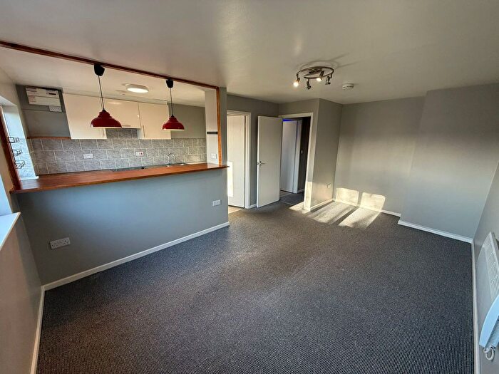 2 Bedroom Flat To Rent In Park Street, Nottingham, NG7