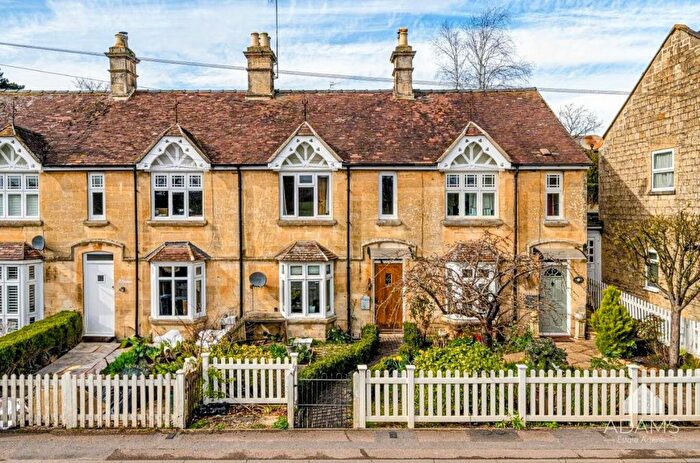 3 Bedroom Cottage For Sale In Cheltenham Road, Winchcombe, GL54