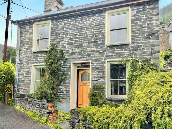2 Bedroom Cottage For Sale In Corris, Machynlleth, Gwynedd, SY20