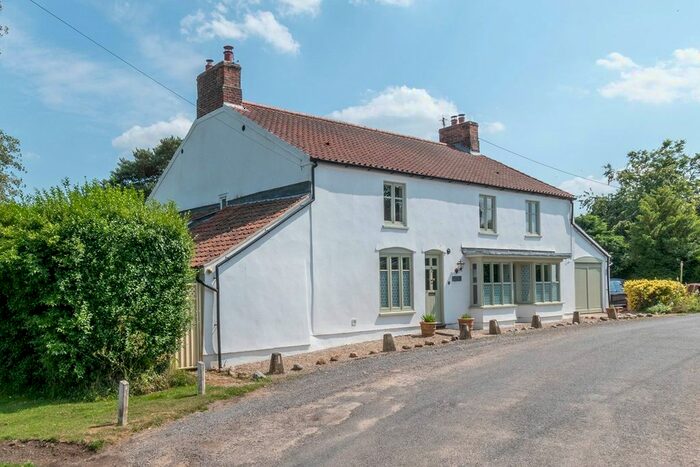 4 Bedroom Detached House For Sale In The Green, Edgefield, NR24