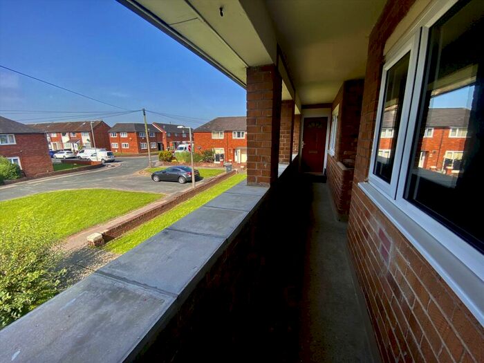 1 Bedroom Flat To Rent In Clevedon Road, Preston, Preston, PR2