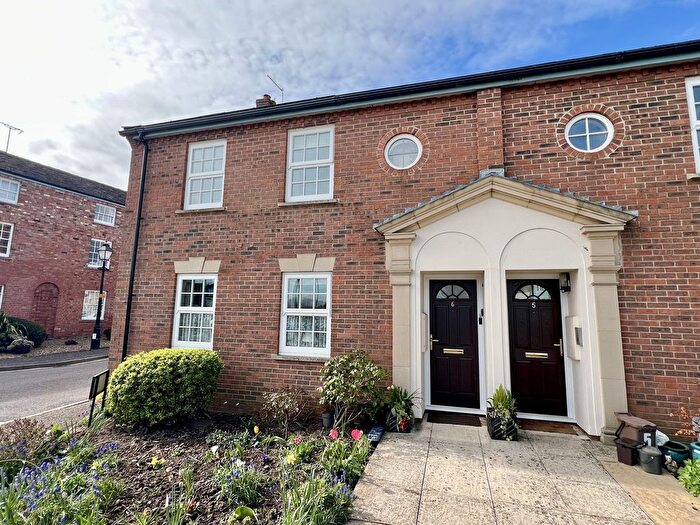 2 Bedroom Property For Sale In Eastgate Gardens, Taunton, TA1