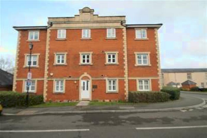 2 Bedroom Flat To Rent In Cambridge Square RH1 **zero Deposits Option Available**