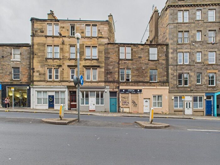 1 Bedroom Flat To Rent In St Leonards Street, Newington, Edinburgh, EH8