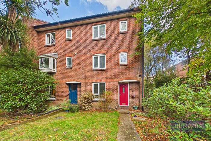 5 Bedroom Town House For Sale In Ranelagh Gardens, Southampton, SO15