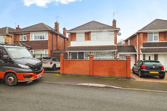 3 Bedroom Detached House For Sale In Christina Crescent, Nottingham, Nottinghamshire, NG6