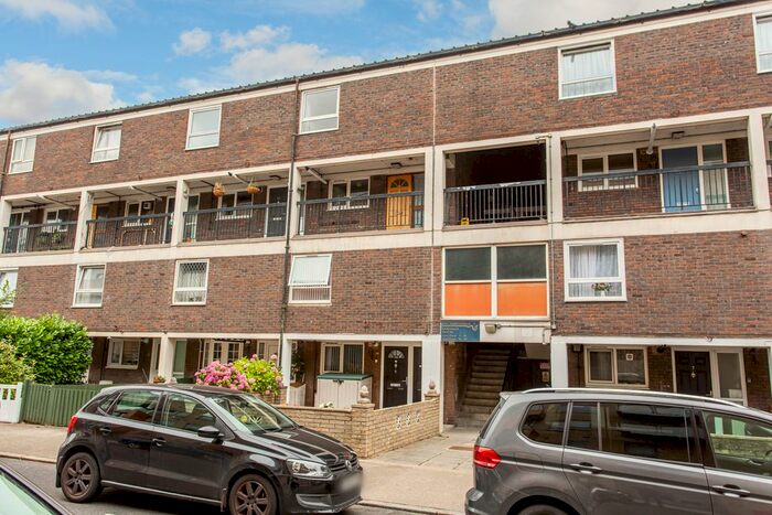 4 Bedroom Maisonette To Rent In Anglo Road, London, E3