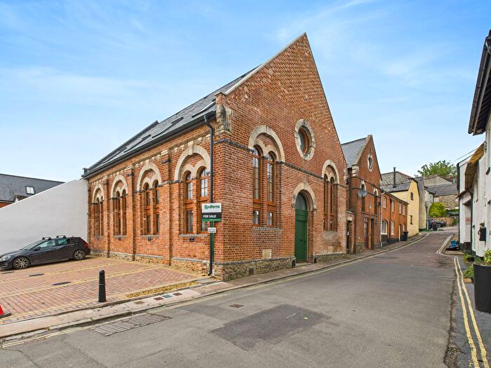 3 Bedroom Town House For Sale In Batts Lane, Ottery St. Mary, EX11