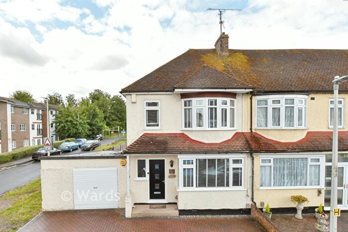 3 Bedroom End Of Terrace House For Sale In Castlemaine Avenue, Gillingham, Kent, ME7