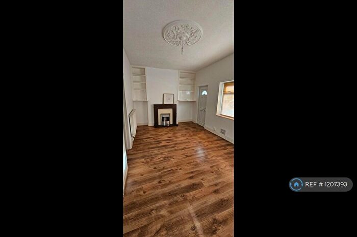 1 Bedroom Flat To Rent In Sevenoaks Street, Cardiff, CF11