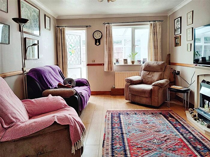 1 Bedroom Bungalow For Sale In Downemead, Telford, Shropshire, TF3