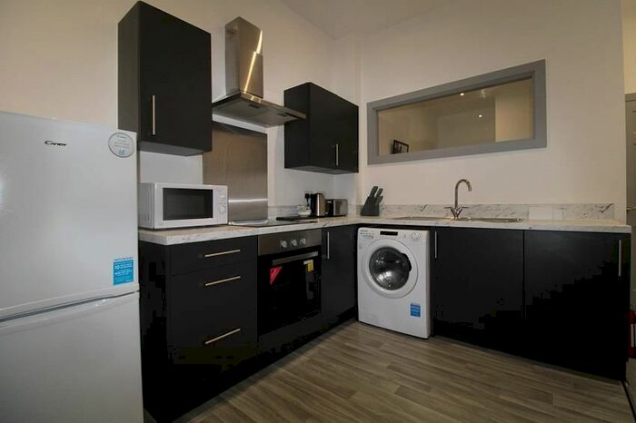 1 Bedroom Flat To Rent In Dudley Road, Brierley Hill, DY5