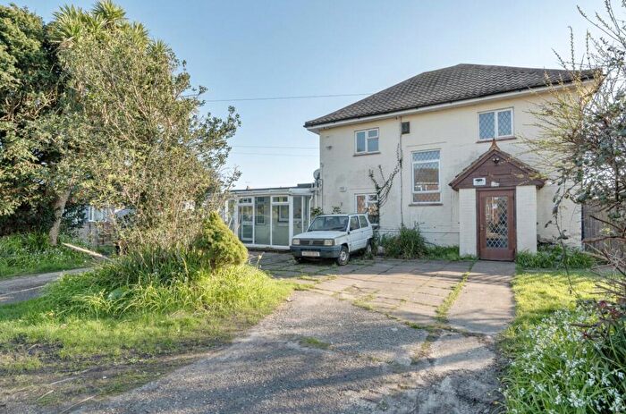 4 Bedroom Detached House For Sale In Elmer Road, Elmer, PO22