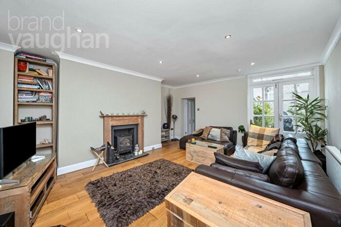 1 Bedroom Flat For Sale In Brunswick Square, Hove, East Sussex, BN3