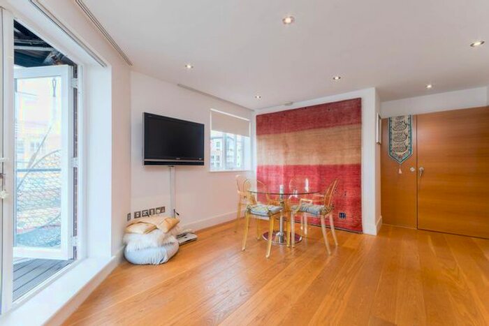 2 Bedroom Flat To Rent In Durham Wharf Drive, Brentford, TW8
