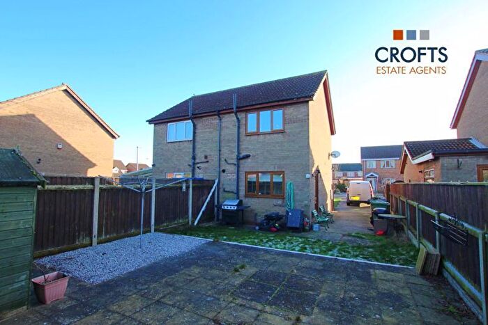 2 Bedroom Semi-Detached House For Sale In Sunningdale Drive, Immingham, DN40