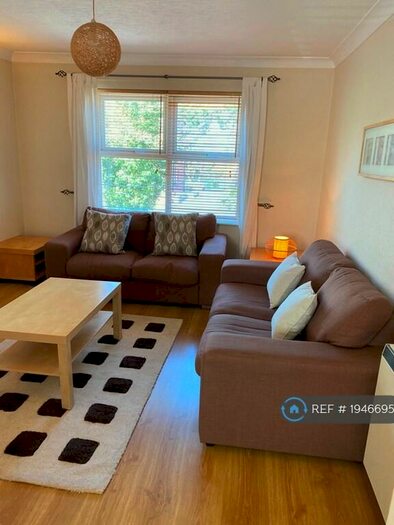 1 Bedroom Flat To Rent In Dean Court, Derby, DE23