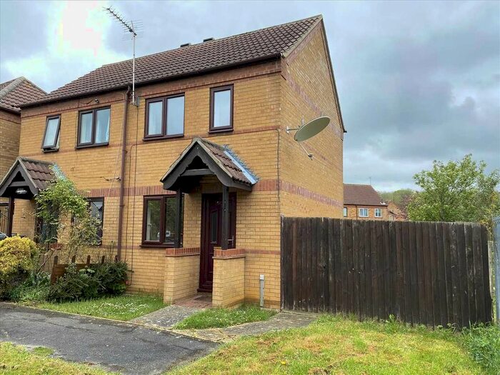 2 Bedroom Semi-Detached House To Rent In Dawson Road, Sleaford, NG34