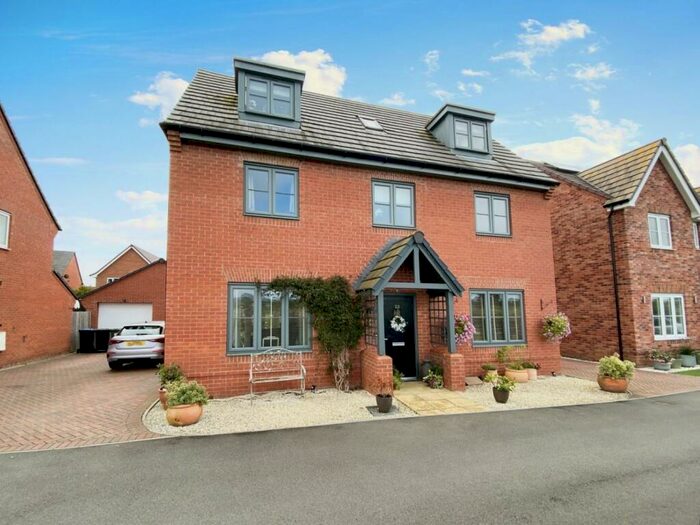 5 Bedroom Detached House For Sale In Barley Fields, Long Marston, Stratford-upon-Avon, CV37