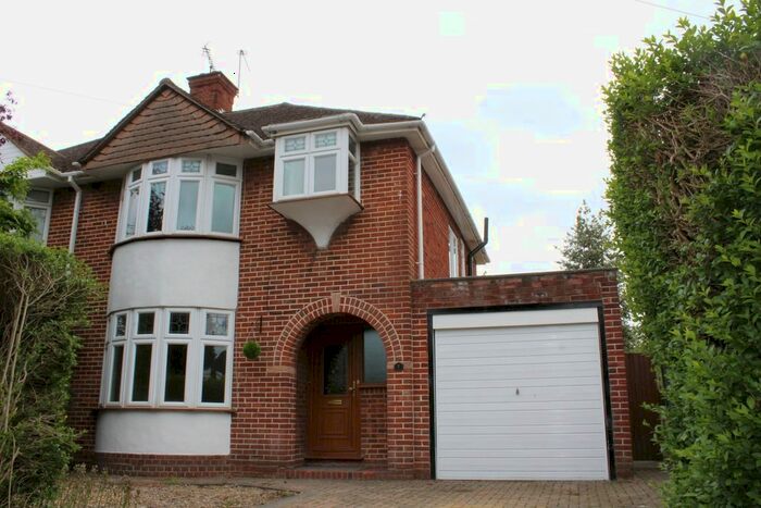 5 Bedroom Semi-Detached House To Rent In Egham, Surrey, TW20