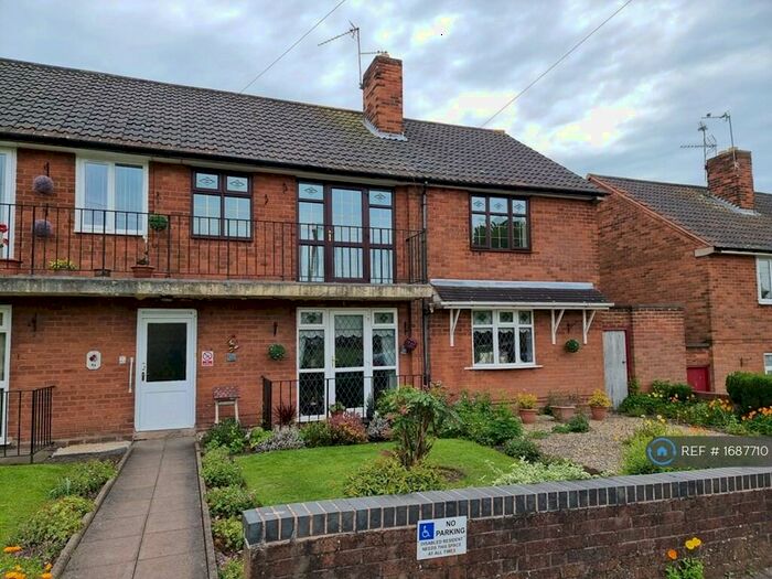 2 Bedroom Flat To Rent In Naylors Grove, Dudley, DY3