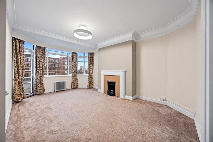 1 Bedroom Flat For Sale In Belsize Avenue, Belsize Park, NW3