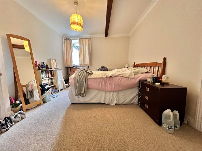 2 Bedroom Barn Conversion For Sale In Shorts Green Lane, Motcombe, Shaftesbury, SP7