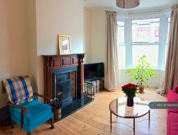 3 Bedroom Terraced House To Rent In Knighton Park Road, London, SE26