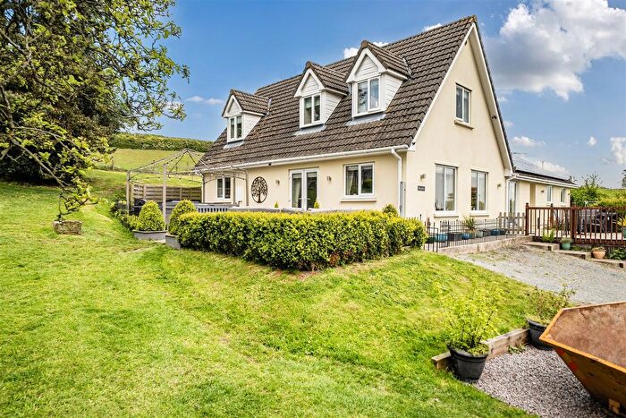 5 Bedroom Detached House For Sale In Glasbury, Hereford, HR3