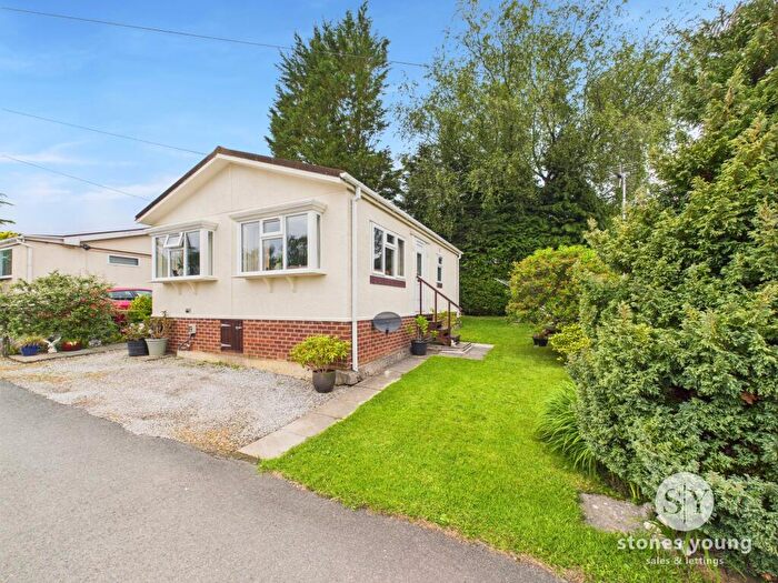 2 Bedroom Park Home For Sale In Three Rivers Woodland Park, West Bradford, BB7