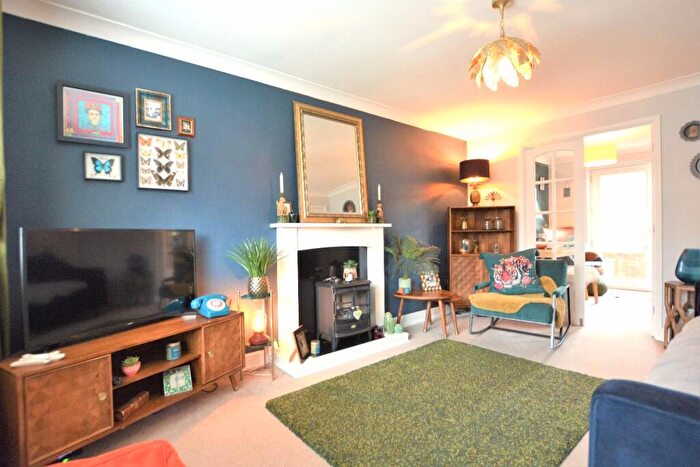 2 Bedroom Semi-Detached House To Rent In Ribblesdale, Worksop, S81