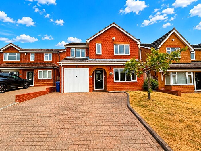 4 Bedroom Detached House For Sale In Sevendwellings View, Brierley Hill, DY5