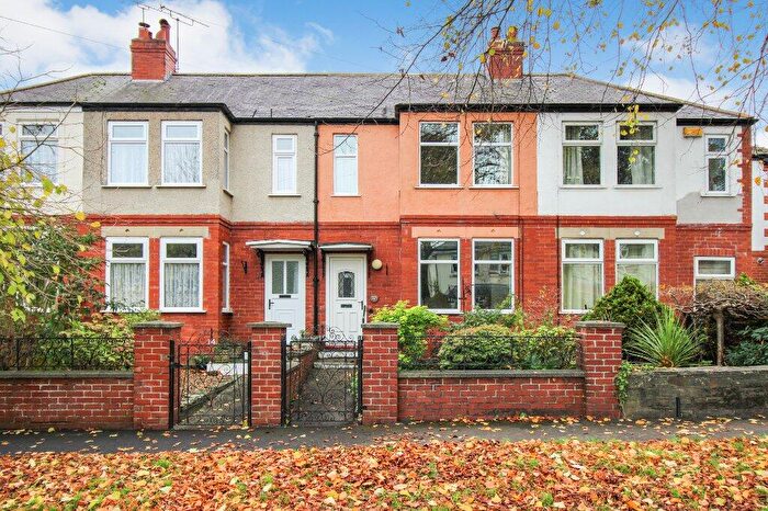 2 Bedroom Terraced House For Sale In Stockwell Grove, Knaresborough, North Yorkshire, HG5