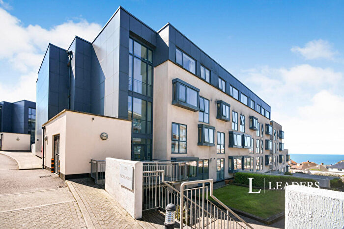 2 Bedroom Flat To Rent In Pacific Heights, Suez Way, BN2