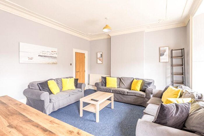 9 Bedroom Semi-Detached House To Rent In Whiteladies Road, Clifton, Bristol, BS8