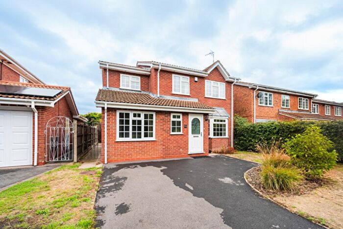 4 Bedroom Detached House For Sale In Stanbrook Road, Monkspath, Solihull, B90