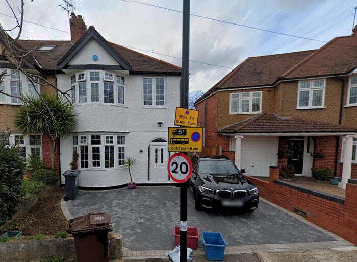 3 Bedroom Semi-Detached House To Rent In Berwyn Avenue, Hounslow, TW3