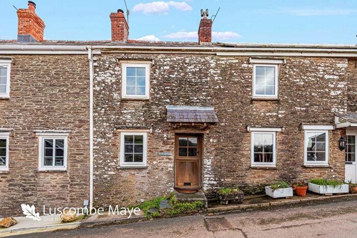 2 Bedroom Cottage For Sale In Hillside, Goveton, TQ7