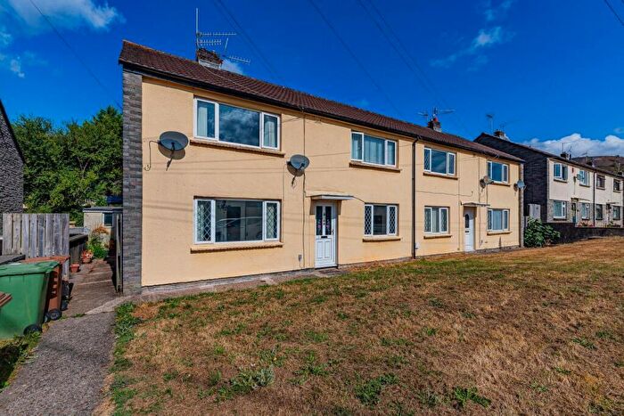 2 Bedroom Flat For Sale In Bryn Heol, Bedwas, Caerphilly, CF83