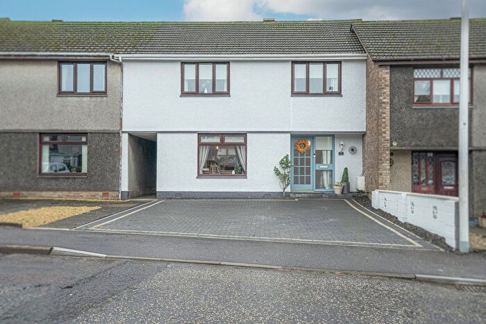 3 Bedroom Terraced House For Sale In Moffat Crescent, Lochgelly, KY5