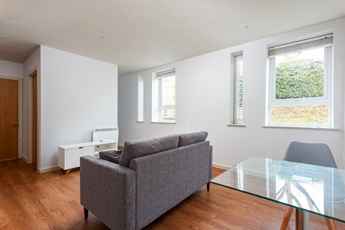Studio To Rent In Buckingham House, Headingley Park, Victoria Road, Leeds, West Yorkshire, LS6