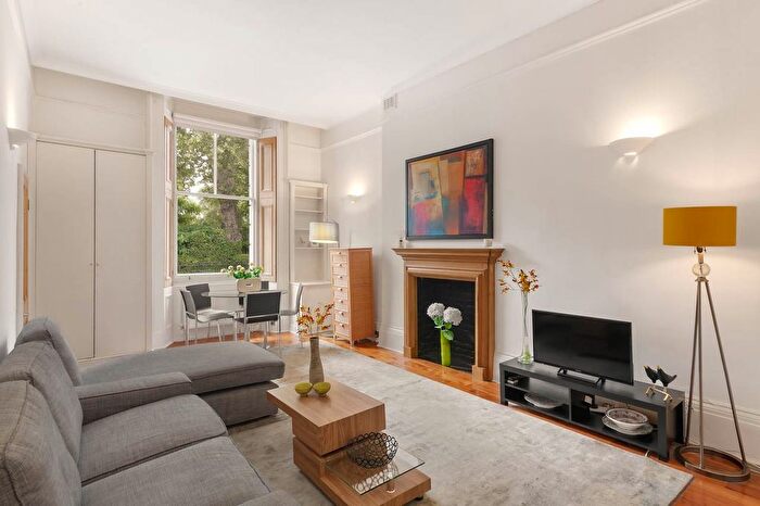 1 Bedroom Flat To Rent In Queen's Gate, London, SW7