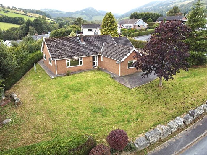 3 Bedroom Bungalow For Sale In Van, Llanidloes, Powys, SY18