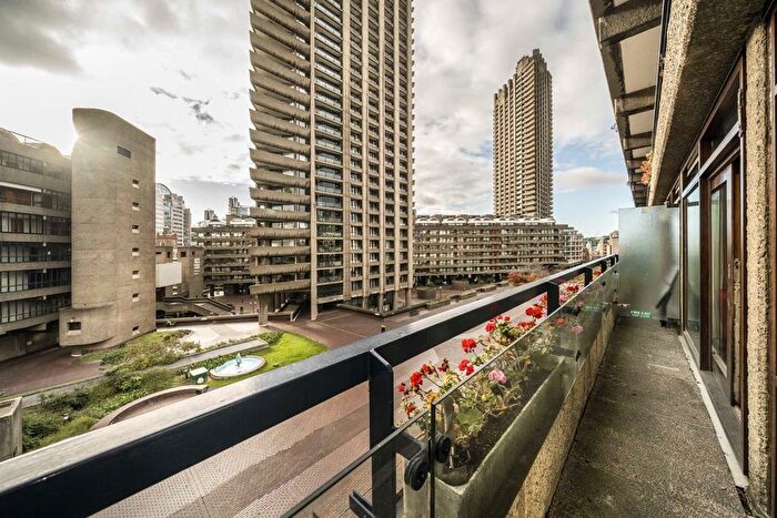 1 Bedroom Flat For Sale In Barbican, London, EC2Y