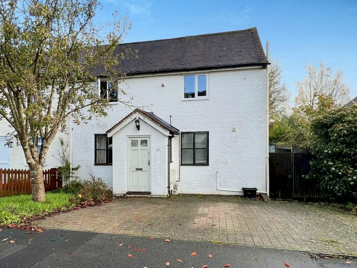 4 Bedroom Semi-Detached House To Rent In Keble Street, Winchester, SO22