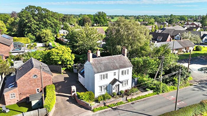 3 Bedroom Cottage For Sale In Cheshire Street, Audlem, CW3