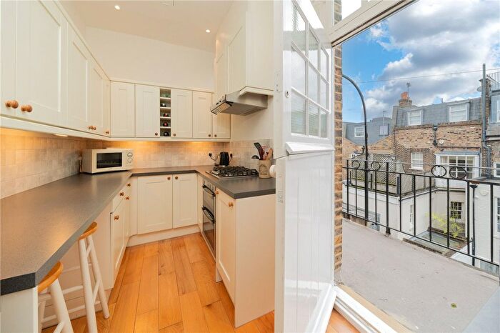 1 Bedroom Flat For Sale In Edge Street, London, W8