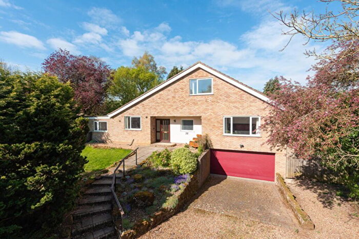 4 Bedroom Detached House For Sale In Renhold Road, Wilden, Bedfordshire, MK44